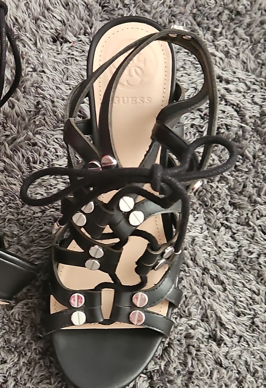 Scarpe da donna: Guess Stiletto, Grösse 36 NEU – Nuovo (secondo la descrizione) da Wohlen AG venduto da ttdaniela 1