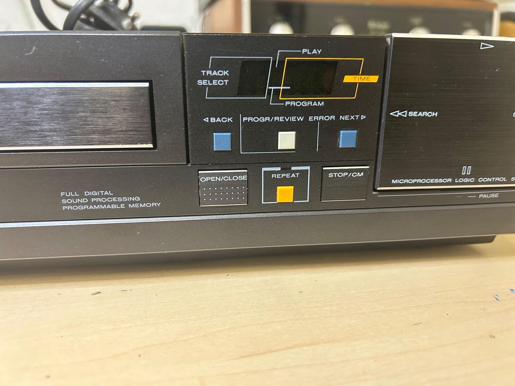 Philips Sistemi audio & multimediali: Philips CD104 – Usato da Baar venduto da AAT5 1