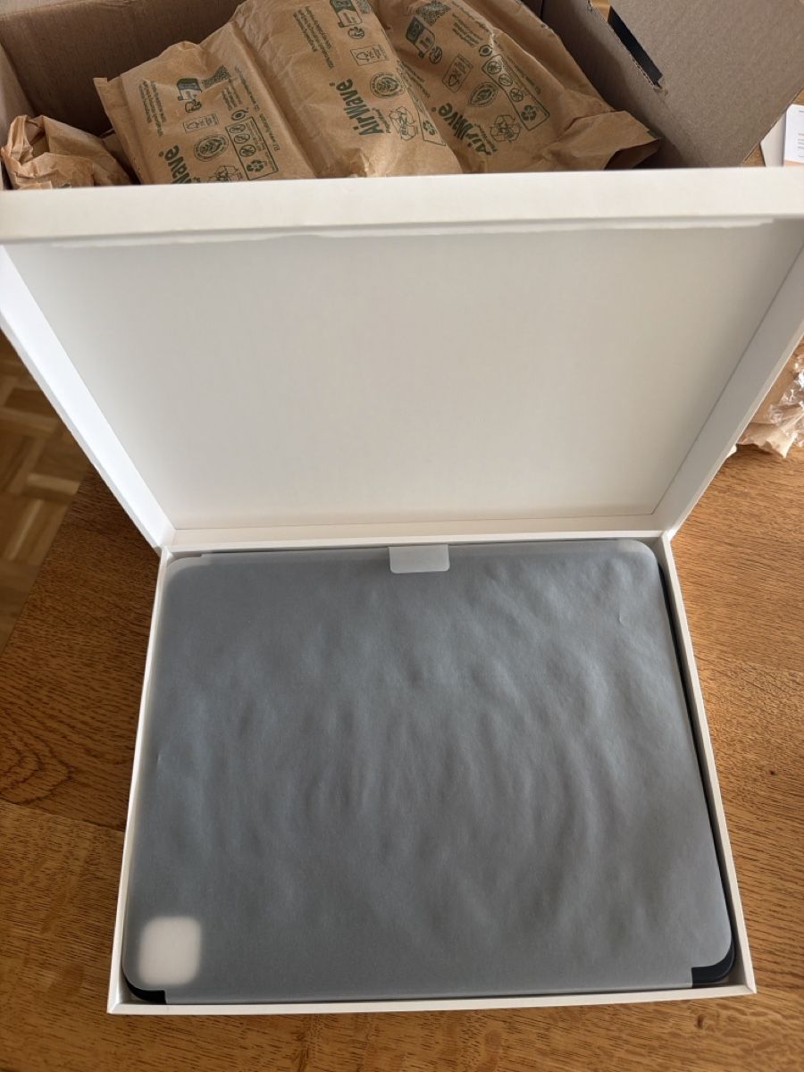 Apple Tastaturen: Apple Magic Keyboard for iPad Pro 13 new – Neu und originalverpackt aus Jona von Dearr 2