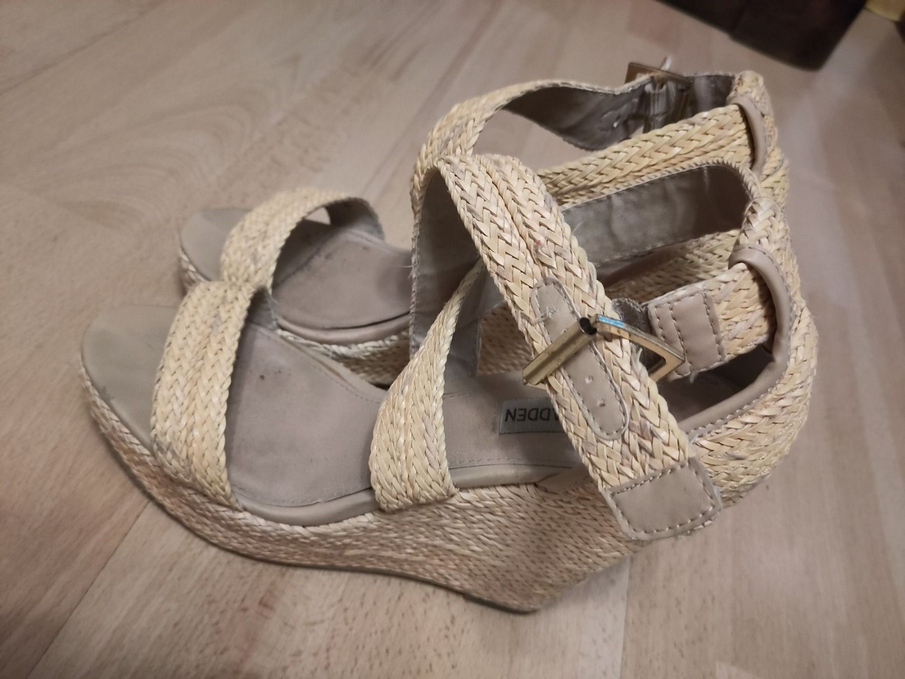 Steve Madden Scarpe da donna: Steve Madden Sandale – Usato da Zürich venduto da Saf12