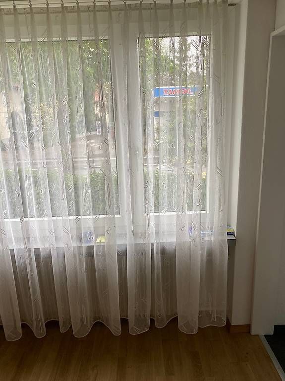 Tende: Vorhang weiss mit Muster – Usato da Liebefeld venduto da justasmile 1