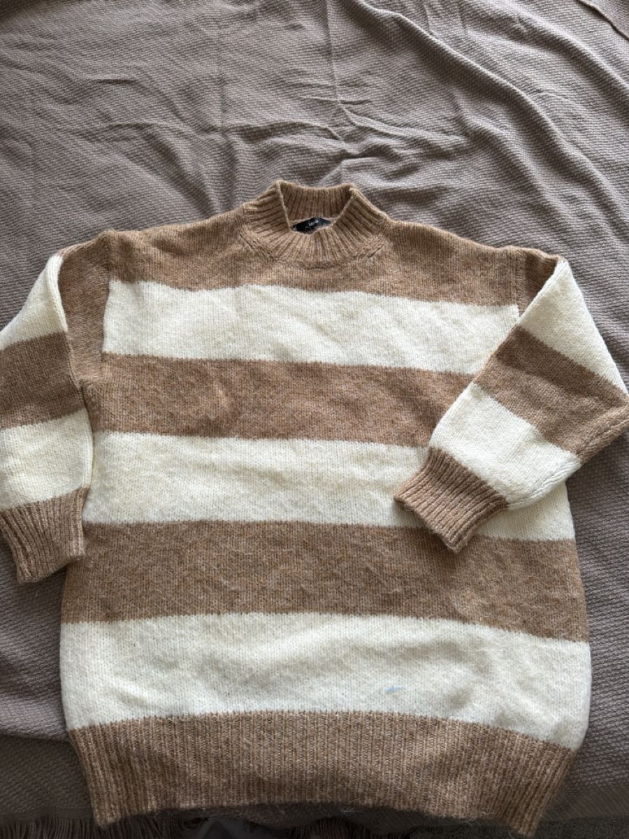 Mango Pullover & Sweatshirts: MNG Pullover gestreift beige weiss Grösse S gebraucht – Gebraucht aus Luzern von Lorena.haj