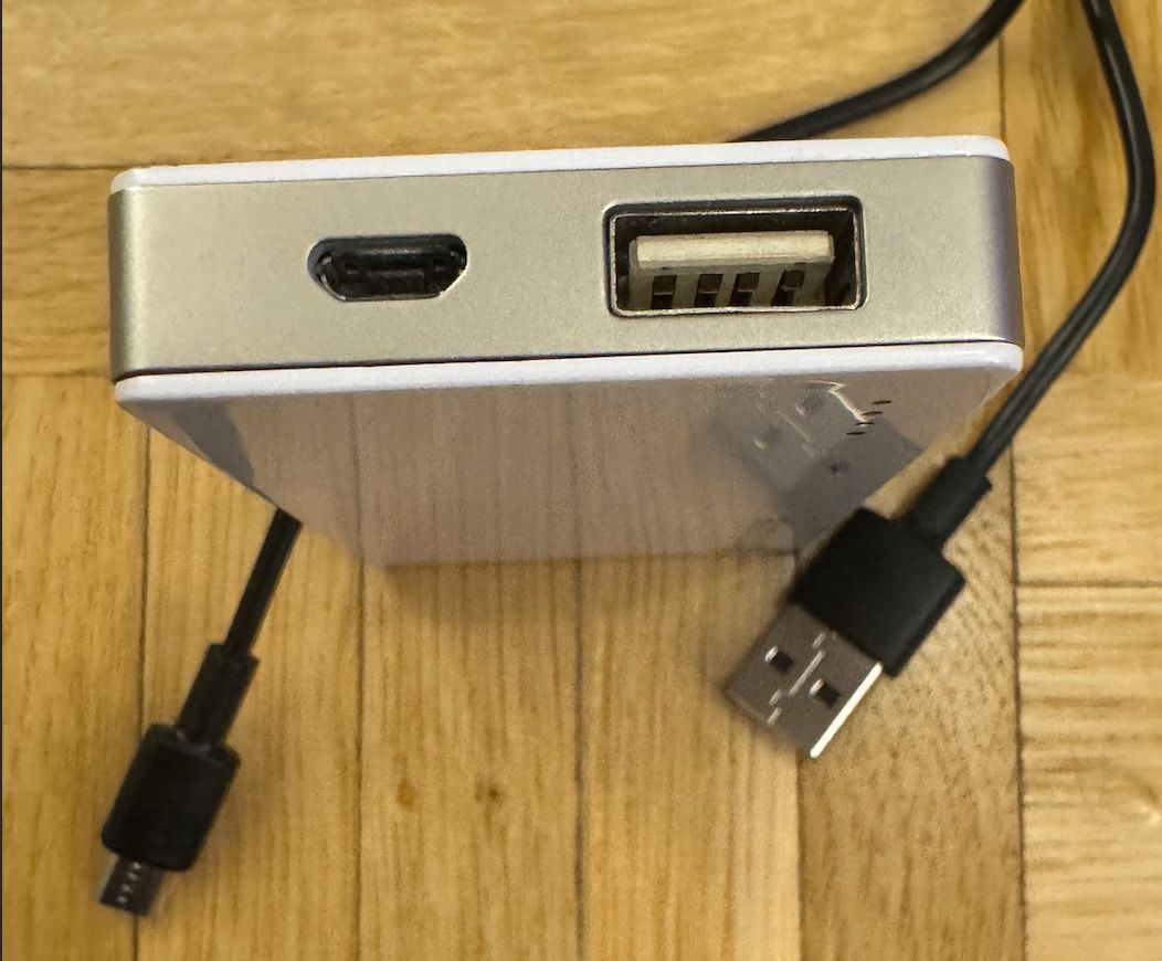 Mophie Batterie: Mophie Juice Pack Powerstation Mini 2500mAh – Usato da Geneve venduto da MartyGeneve 1