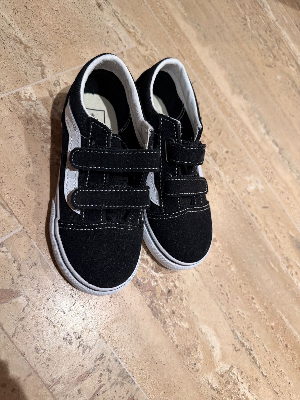 Vans Schuhe für Jungen: Vans Sneaker schwarz weiss Gr.26 – Gebraucht aus Zollikon von Jekled