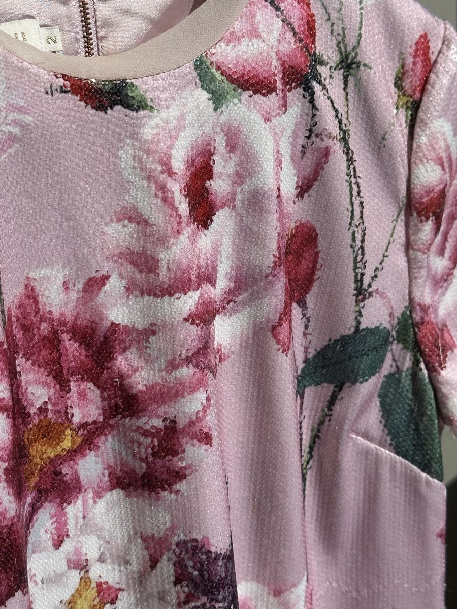 Top: Ted Baker Sequined Floral Top Size 2 New – Nuovo (secondo la descrizione) da Zürich venduto da NYDDYN 2