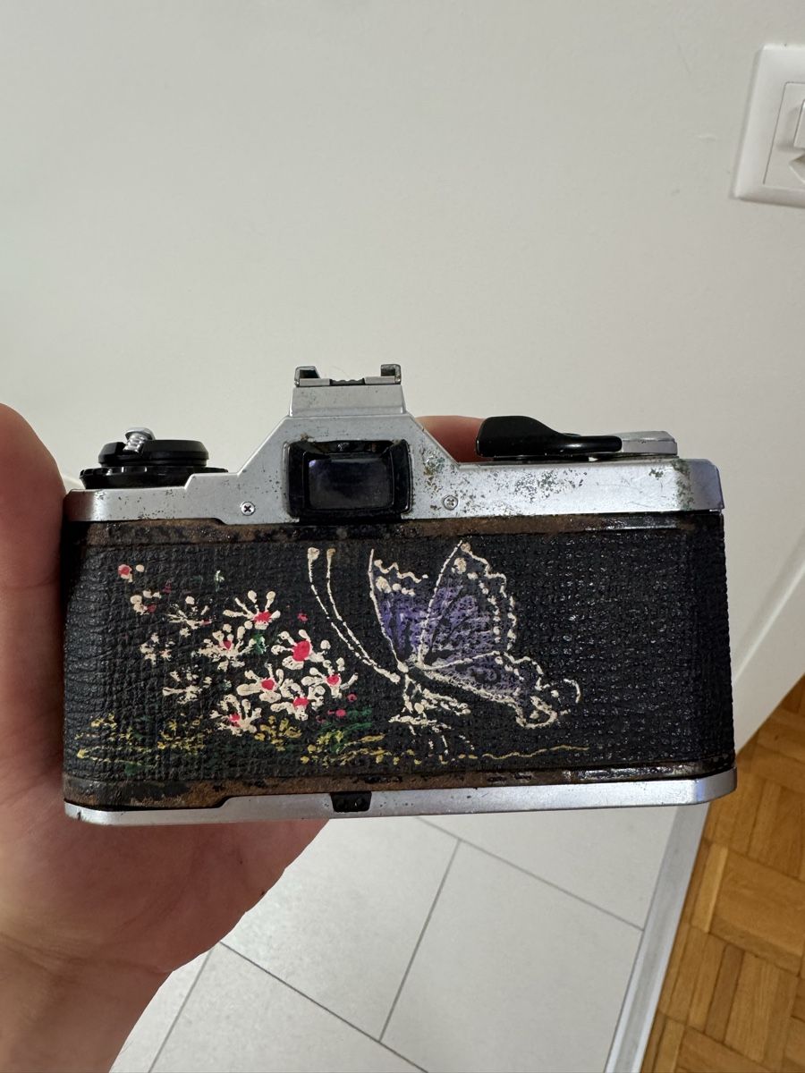 Pentax Kamera: Pentax MG + 2 Objektiv – Defekt aus Nyon von loris305 3