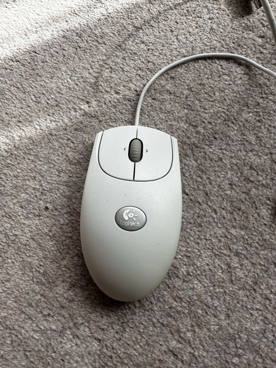 Apple Tastaturen: Apple Keyboard and Logitech Mouse used condition – Gebraucht aus Thalwil von klaudiamusiol 3