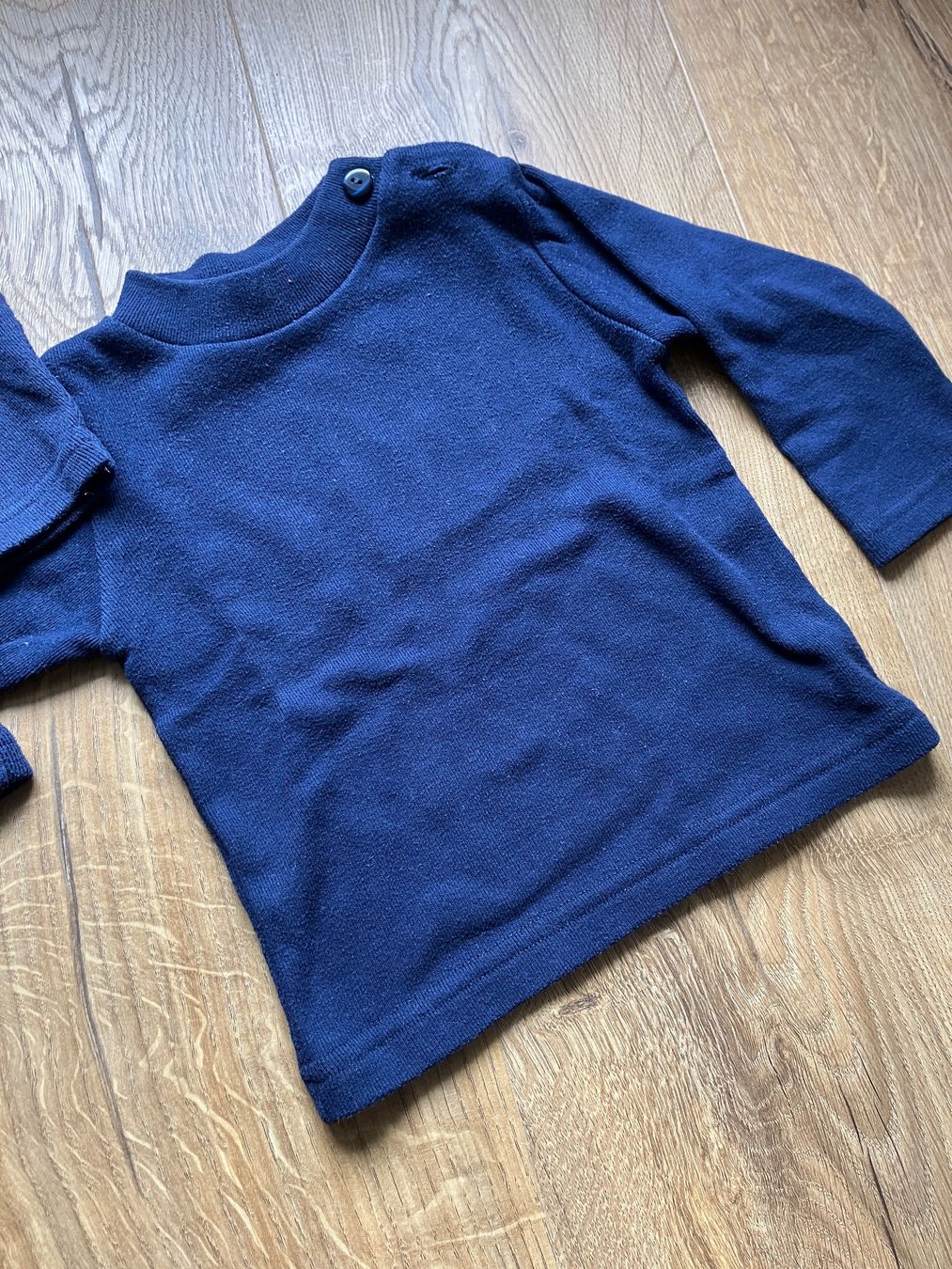 Camicie, Top & T-shirt: 2 Warm Baby Tops 6-12M – Usato da Brugg AG venduto da Magna3 1