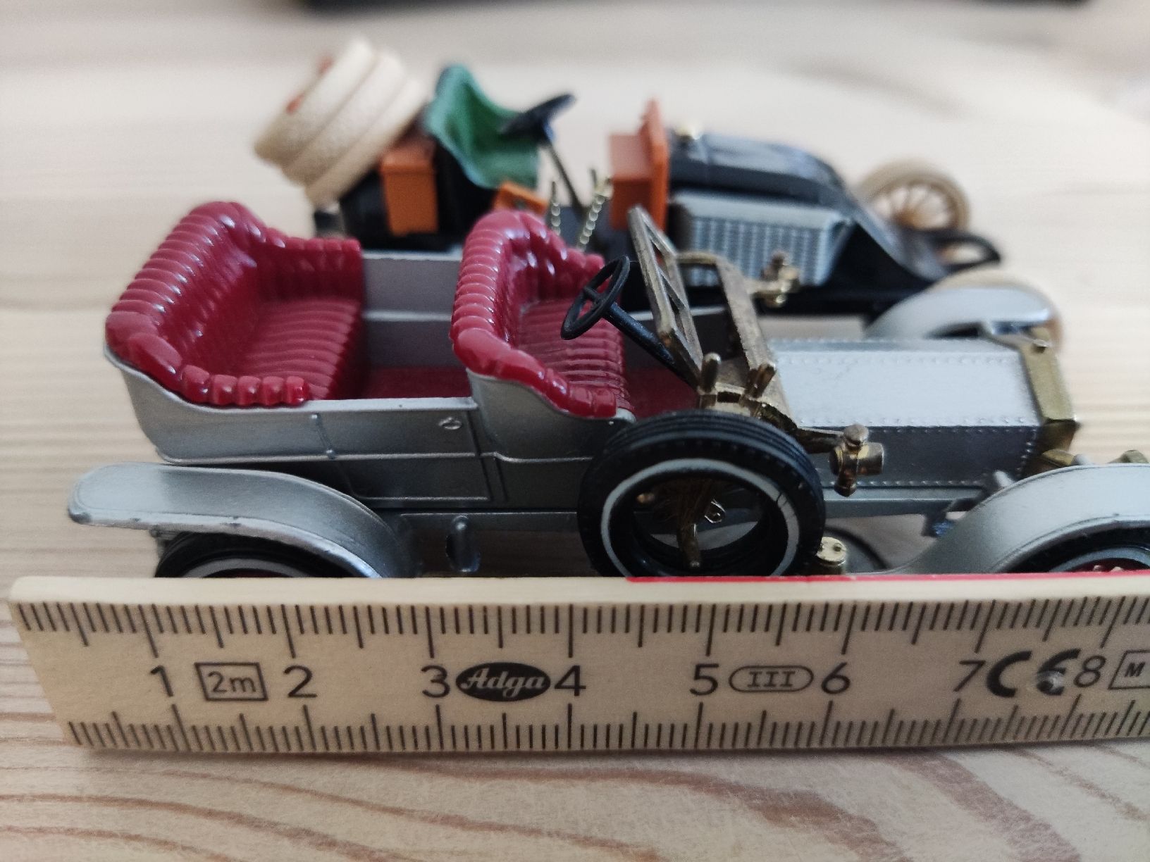 Matchbox Modellini d'auto: Match Box Autos – Usato da Chur venduto da Nisami 9