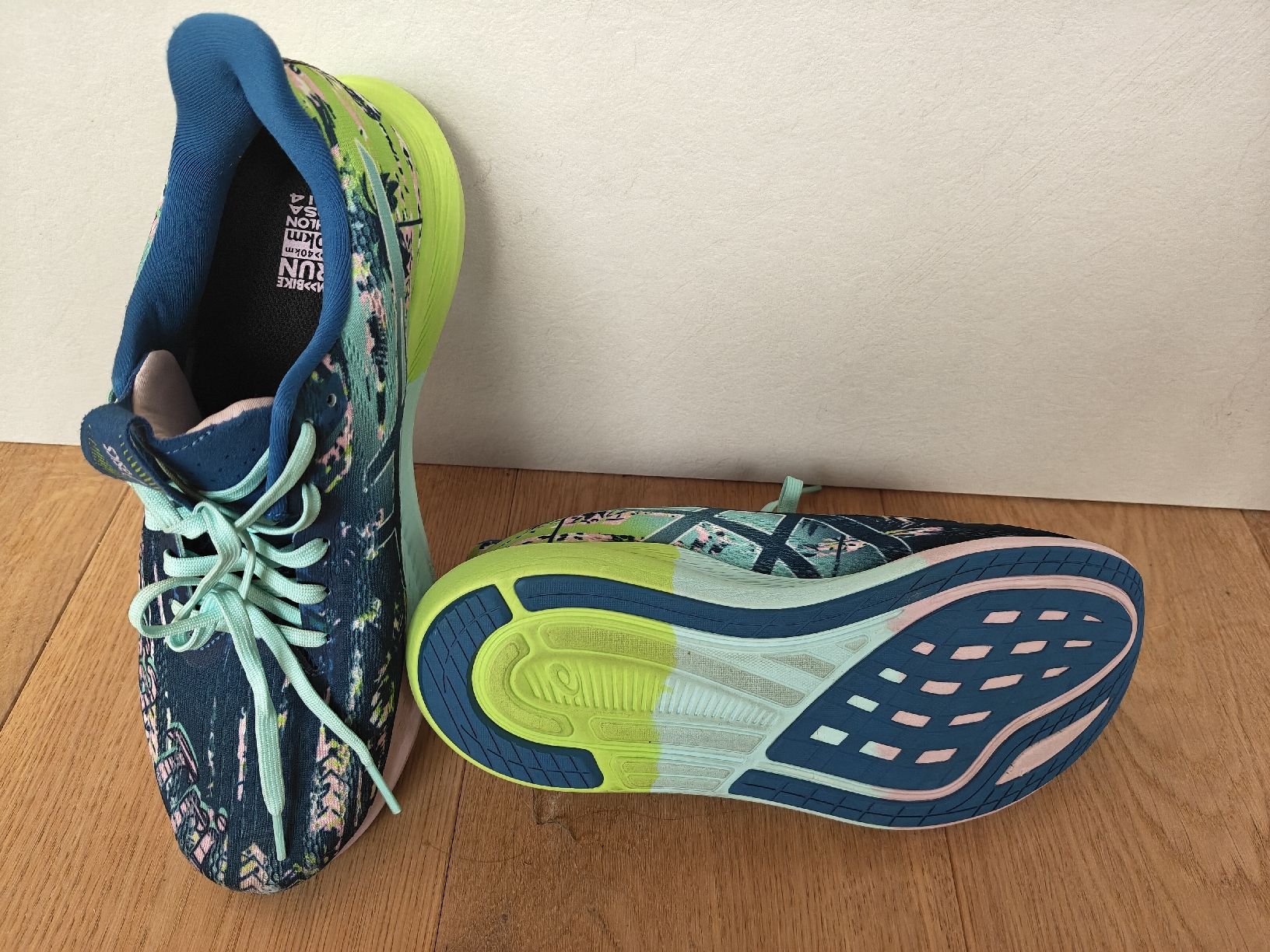 Asics Scarpe da donna: Asics Baskets Noosa 41 – Usato da Chamoson venduto da Yuriyaa 3