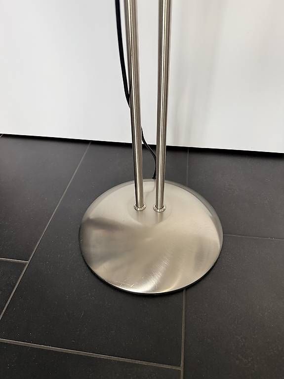 Lampade: Stehlampe mit 2 Leuchten – Usato da Schwerzenbach venduto da Tinok 3