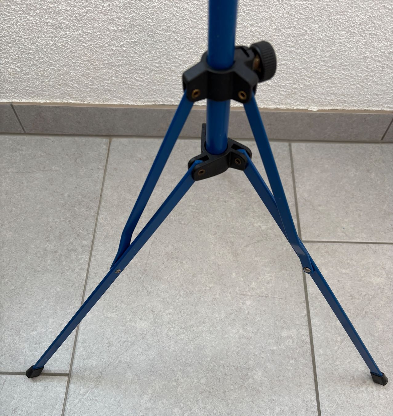 Supporti per strumenti musicali & leggii: Notenständer K&M blau – Usato da Auenstein venduto da 5222 2