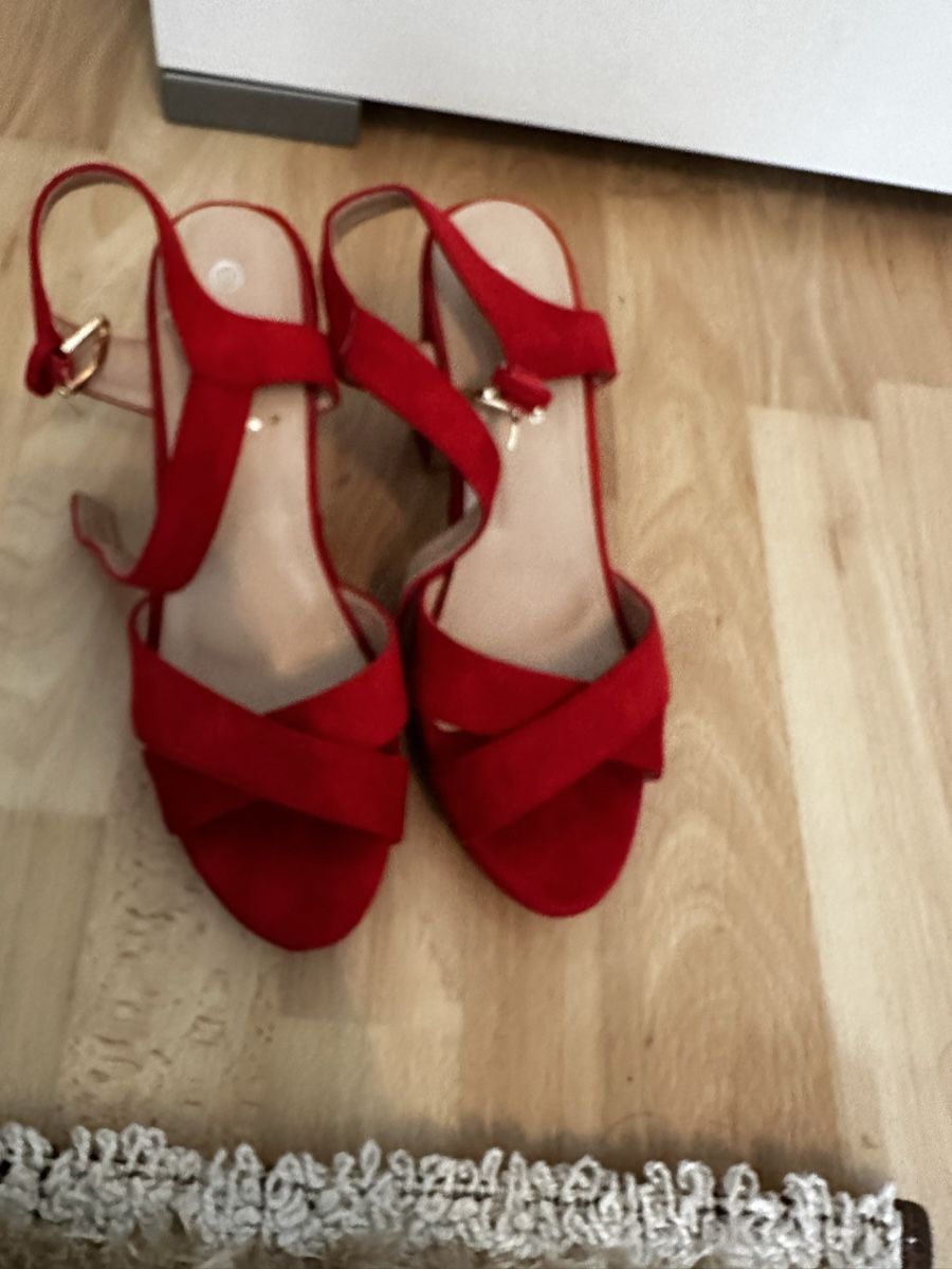 Scarpe da donna: Schuhe – Usato da Laufen venduto da Vatti 1