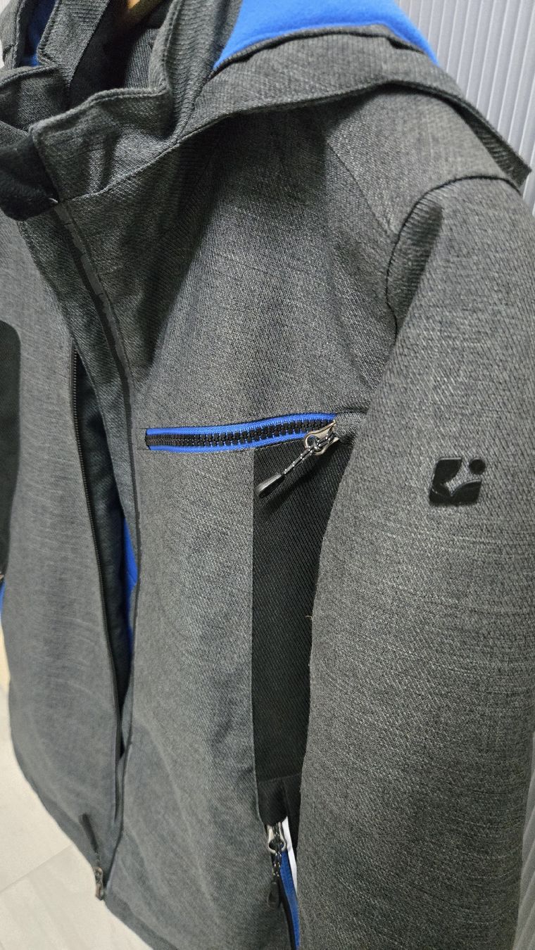 Killtec Vestes & Manteaux: Veste de ski Killtec gris bleu taille 152 – D'occasion à Valeyres-sous-Rances par Untitled 2