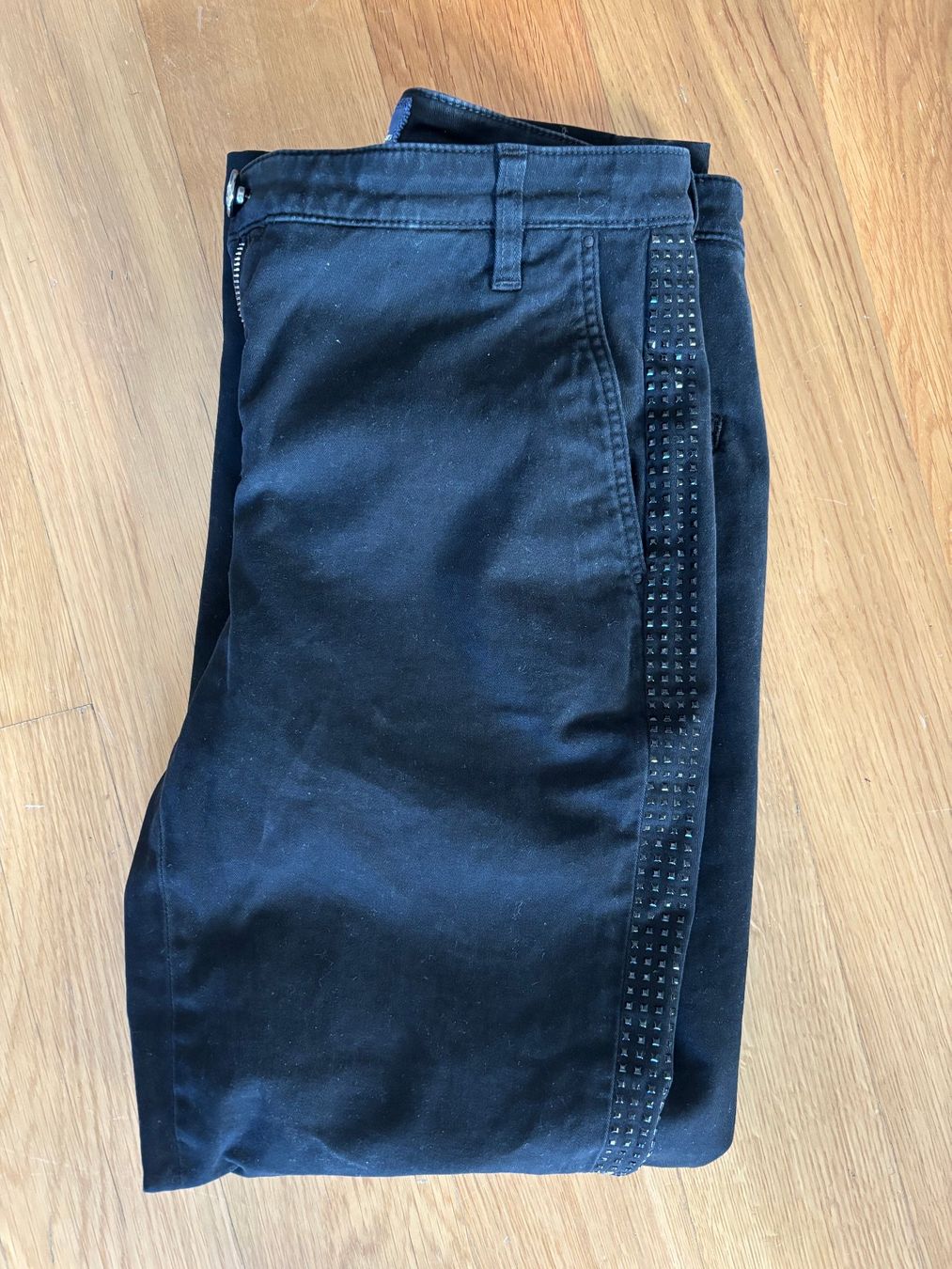 Pantaloni: JACOB COHEN 7/8 Hosen – Usato da Zürich venduto da Qwint_Rellah 3