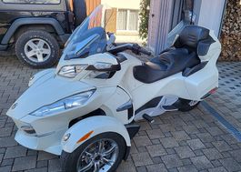 Can-Am Spyder RT