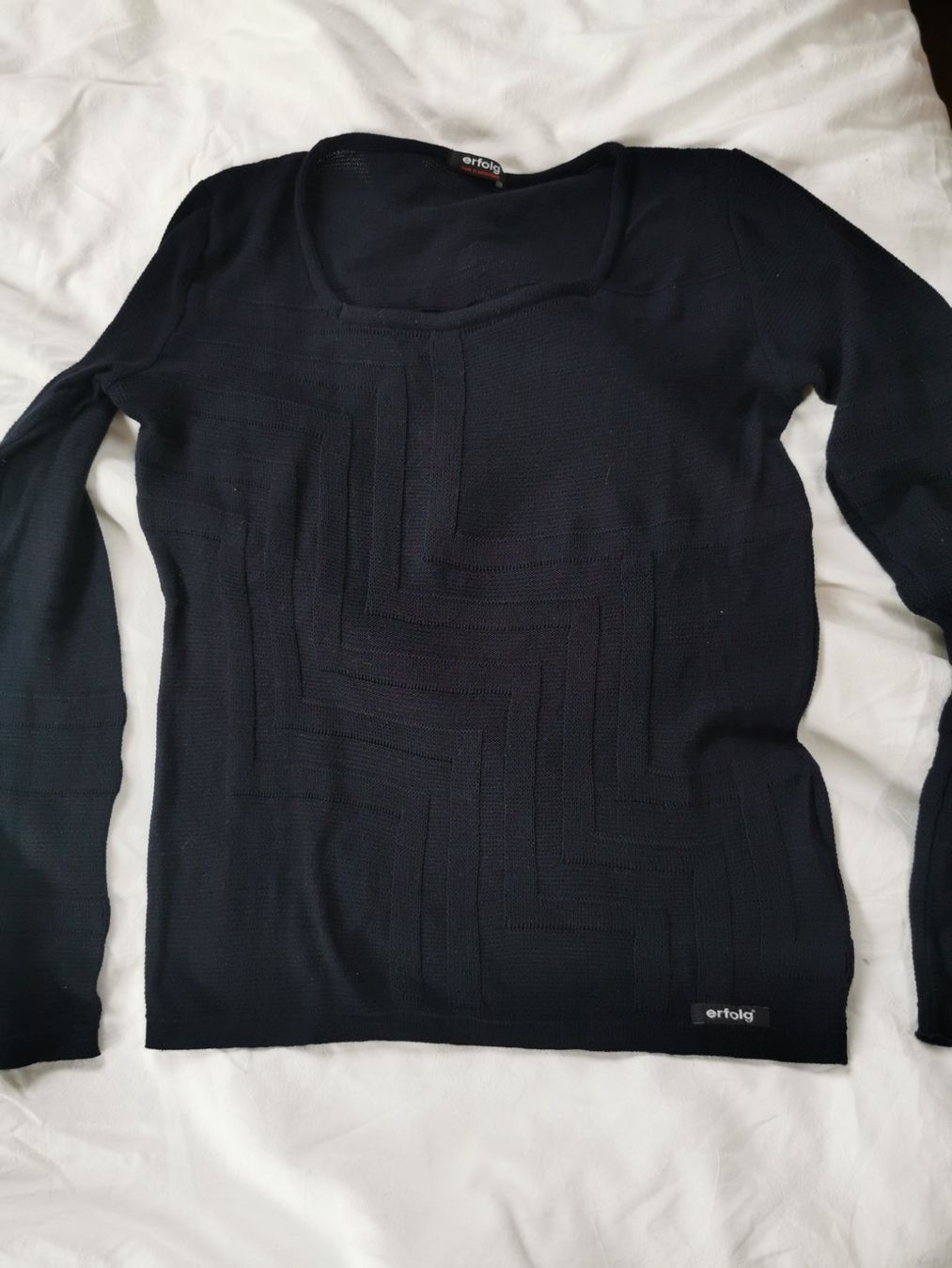 Erfolg Pullover & Sweatshirts: erfolg Pullover – Gebraucht aus Biel/Bienne von Smilla7 6