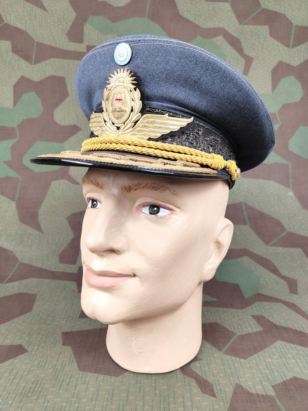 Uniformi: Schirmmütze Luftwaffe, General, Argentinien – Usato da Bauma venduto da SwissMilitaria