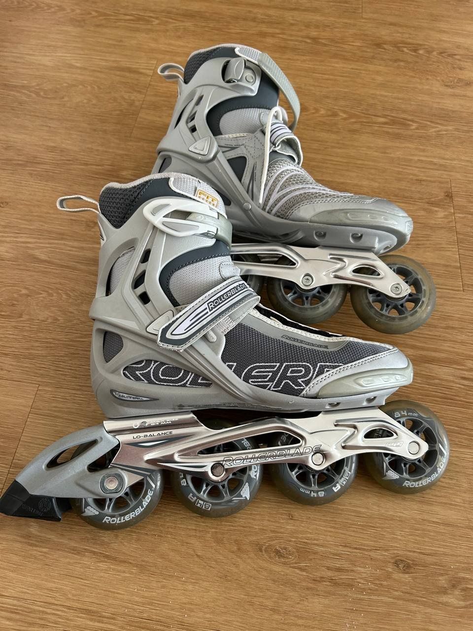 Inline-Skating & Rollschuhe: Rollers gris Rollerblade taille 41 | Rollerblades size 41 – Gebraucht aus Clarens von meritus