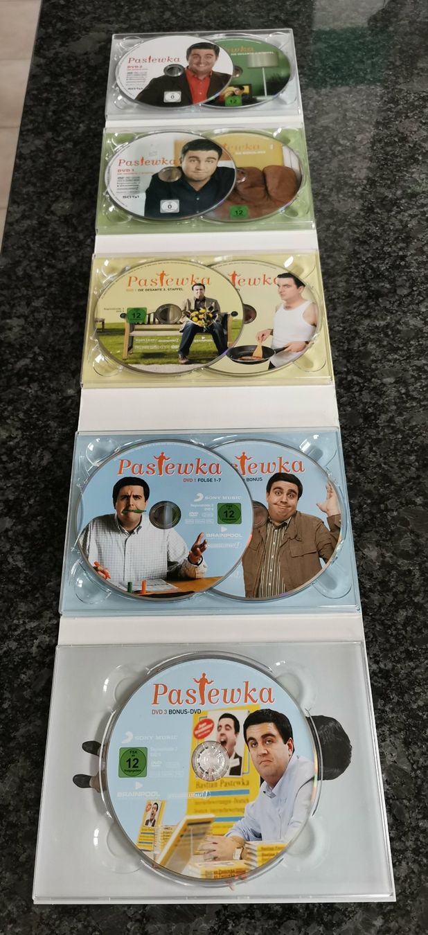 Tutti i DVDs: DVD Pastewka Collectors Box – Nuovo (secondo la descrizione) da Eschenbach SG venduto da Moonflower