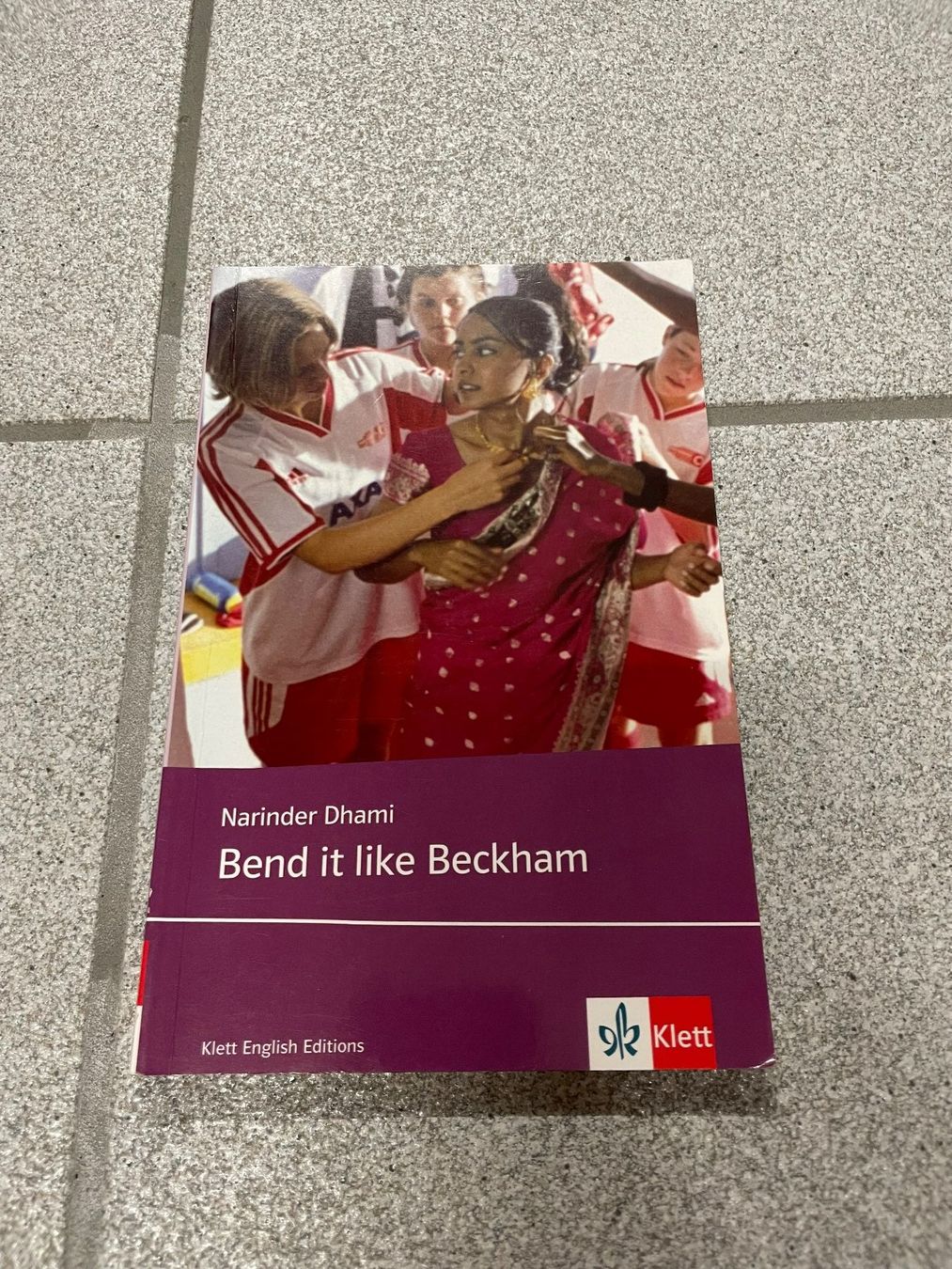 Libri: Narinder Dhami : Bend it like Beckham Taschenbuch – Usato da Eschen venduto da books_and_more