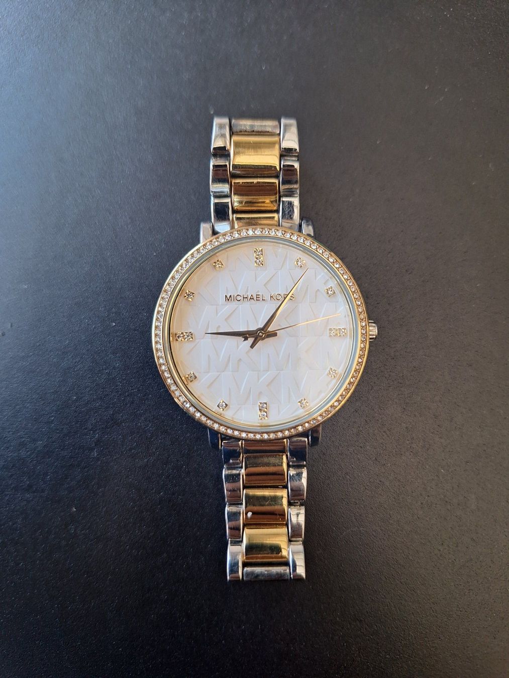 Michael Kors Uhren: Michael Kors Damenuhr – Gebraucht aus Allschwil von SimauK