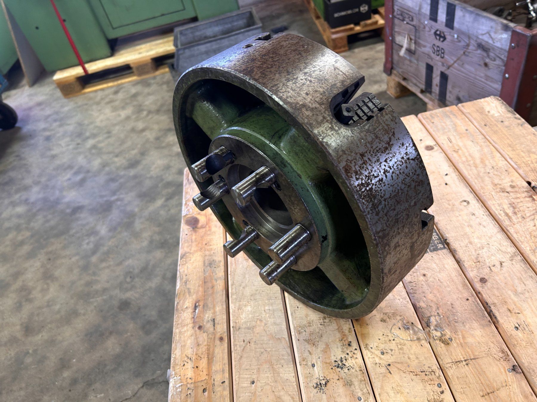 Tutte le macchine: Drehbankfutter D 400 – Usato da Münchenstein venduto da fransch