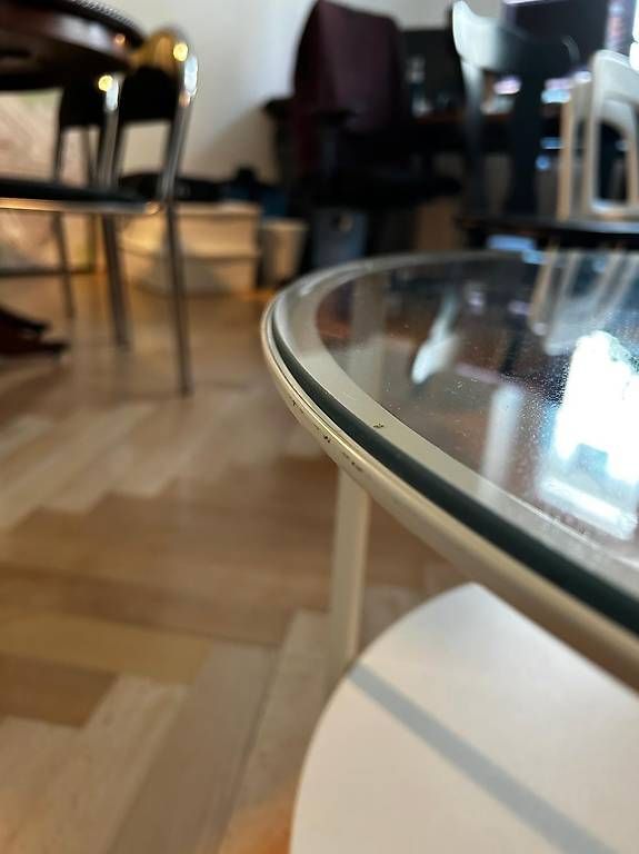 Ikea Tavoli: VITTSJÖ Couchtisch – Usato da Zürich venduto da LauCS 2