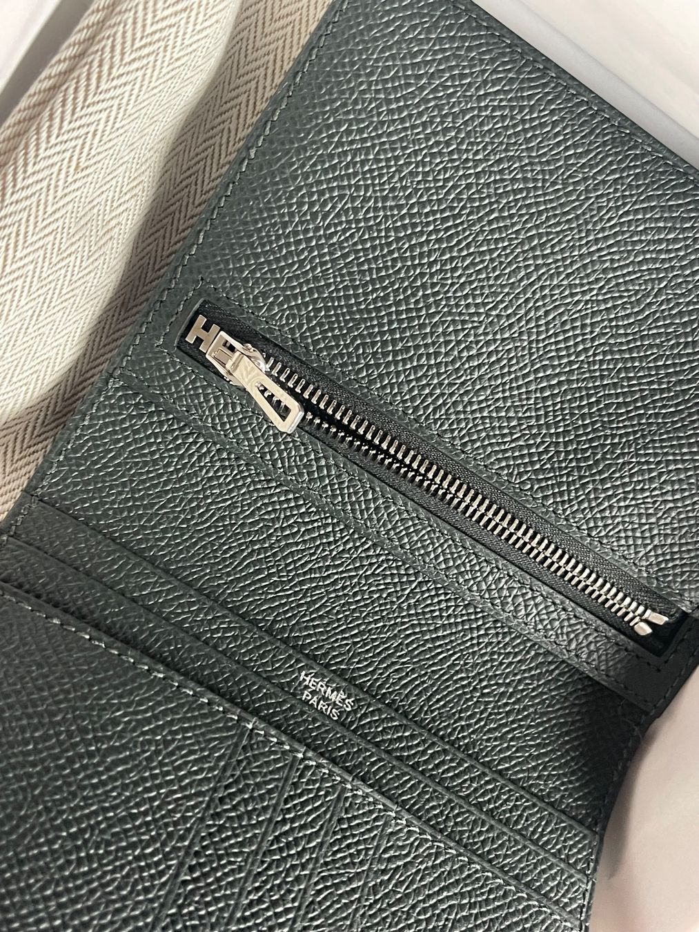 Hermès Portafogli: Hermès Portefeuille, Leder, nie benutzt mit Box – Nuovo e nell'imballaggio originale da Agra venduto da Milena_L 4