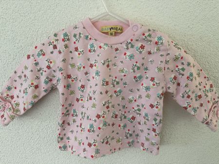 Babywear Pulli, Gr. 56, rosa mit Blumenmuster, Top Zustand!