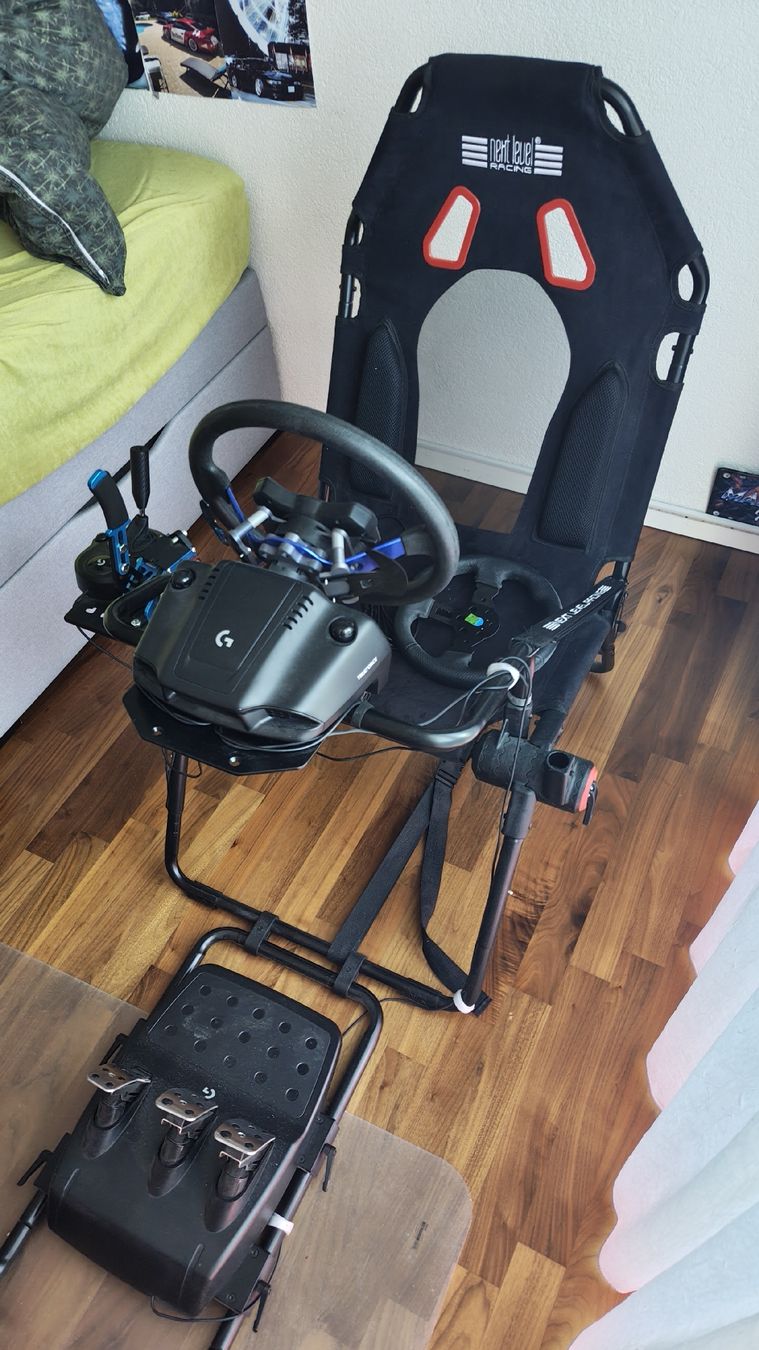 Logitech Controller: Next Level Racing Simrig + Logitech G923/Shifter modifiziert – Usato da Rümlang venduto da Karibik8 1