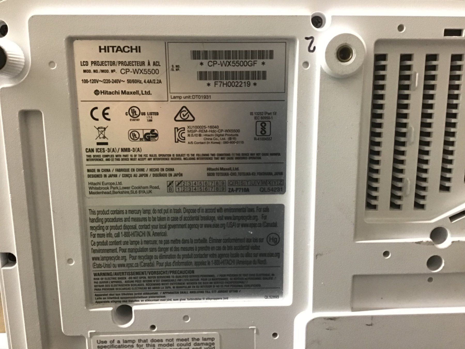 Hitachi Videoprojektoren: Projektor Hitachi CP-WX5500 – Gebraucht aus Leuggern von stagem 4