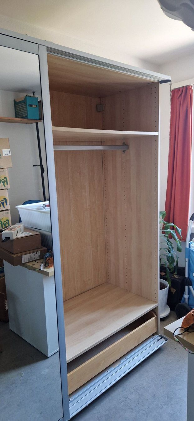 Ikea Armadi: Kleiderschrank IKEA – Usato da Gossau SG venduto da mar_7tgz 2
