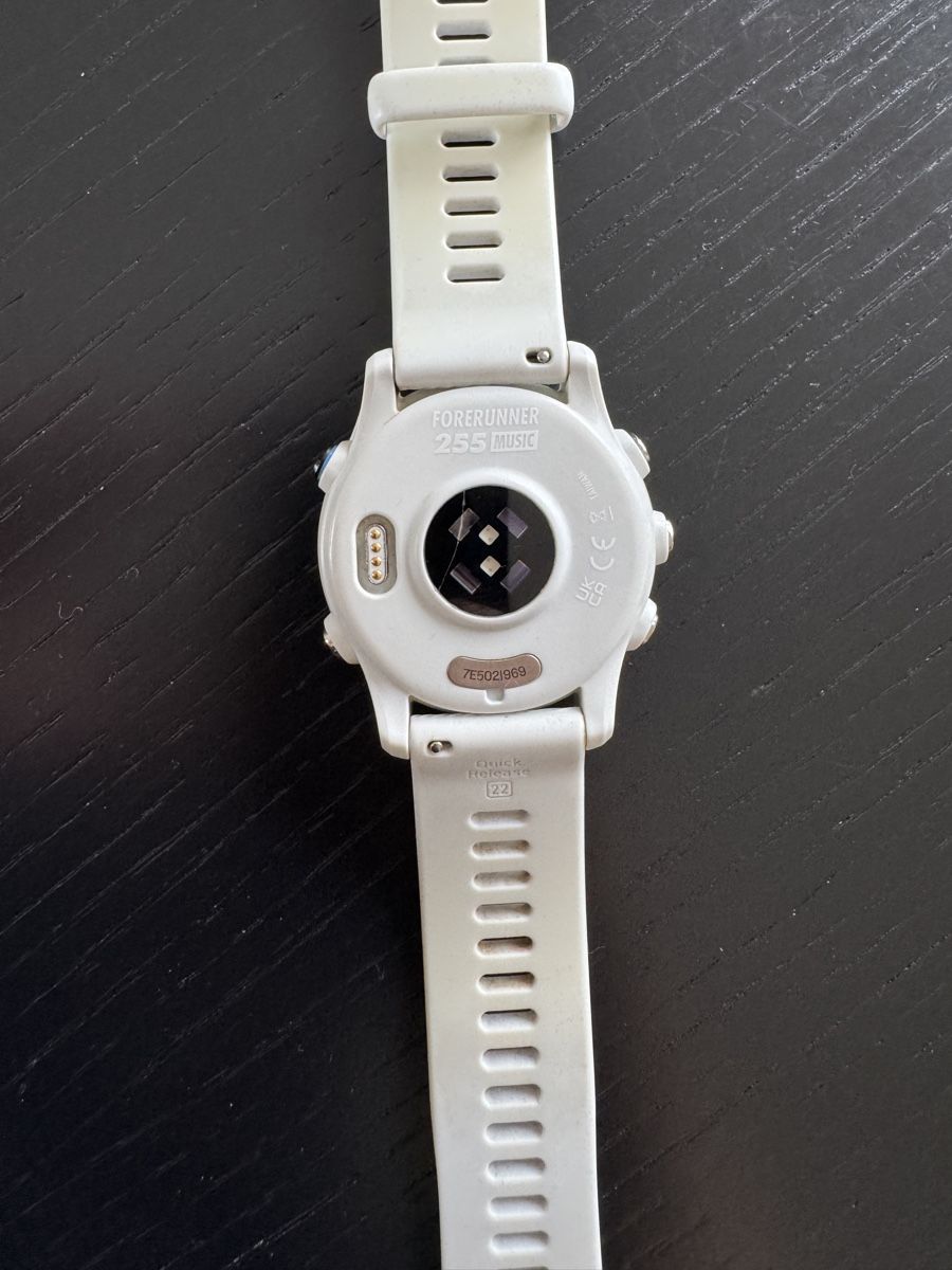 Garmin Smartwatch: GARMIN Forerunner 255 Music – Usato da Allschwil venduto da flavia3141 4