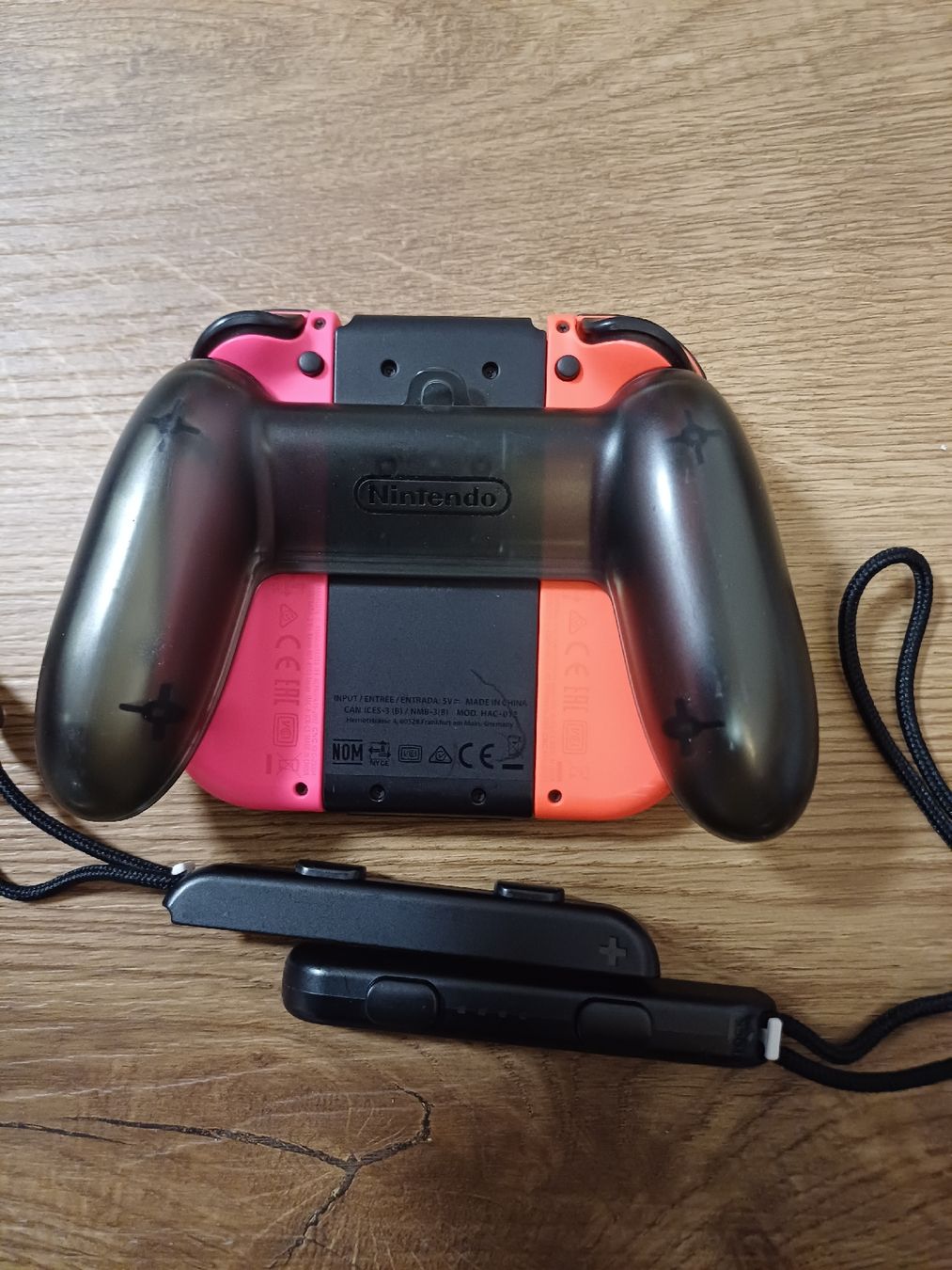 Nintendo Konsolen: Nintendo Switch Joy-Con Controller Set Neon Pink/Neon Red – Gebraucht aus oftringen von napoli84 1