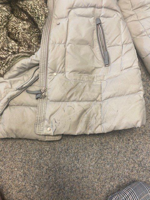 Giacche: Esprit Winterjacke Daunenjacke Beige Gr. M – Usato da Wängi venduto da Bmo 2
