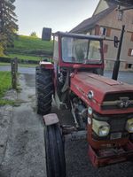 MF 148 Traktor