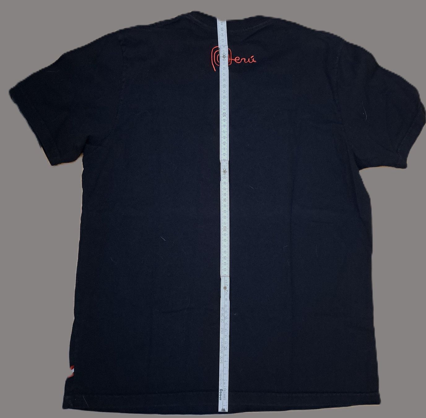 T-shirt: Shirt Marke Peru – Usato da Schlieren venduto da Rcaliforni 3