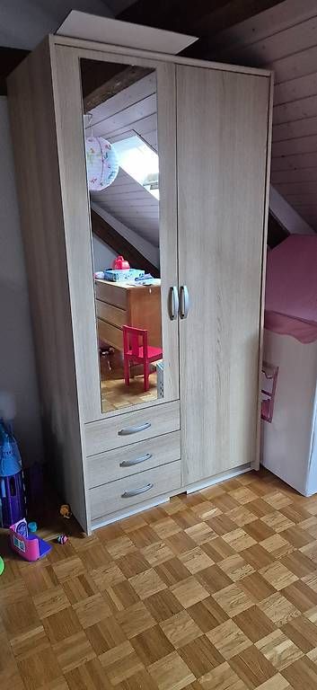Schränke: Kleiderschrank  – Gebraucht aus Hofstetten SO von IgorMarijak 1