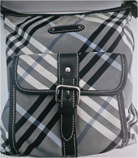 Burberry Borse da donna: Burberry Blue Label Schultertasche – Usato da Bruettisellen venduto da Collector_Store 4