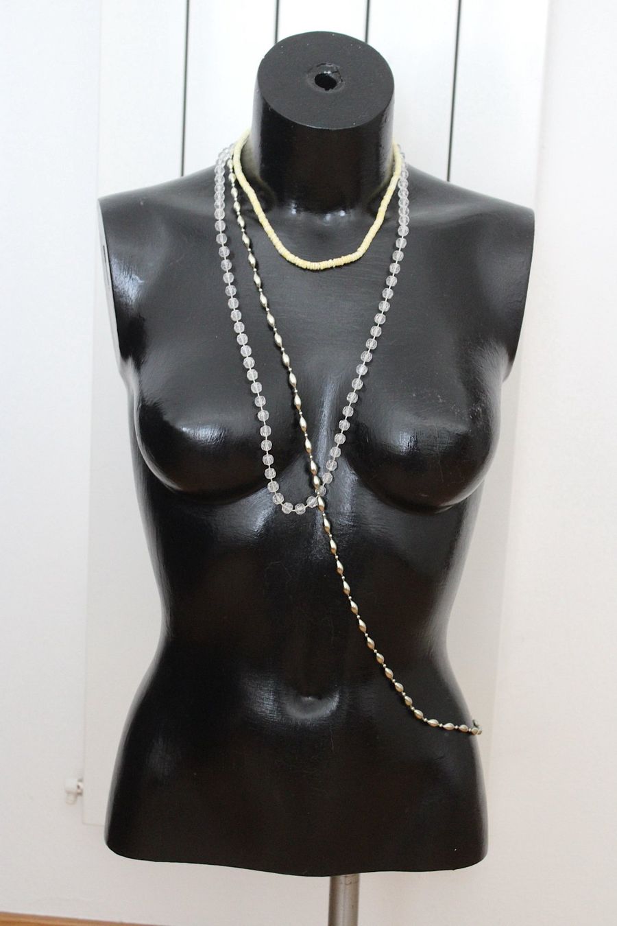 Ketten: 3 Ketten , – Gebraucht aus Locarno von madame-tus-sauds 2