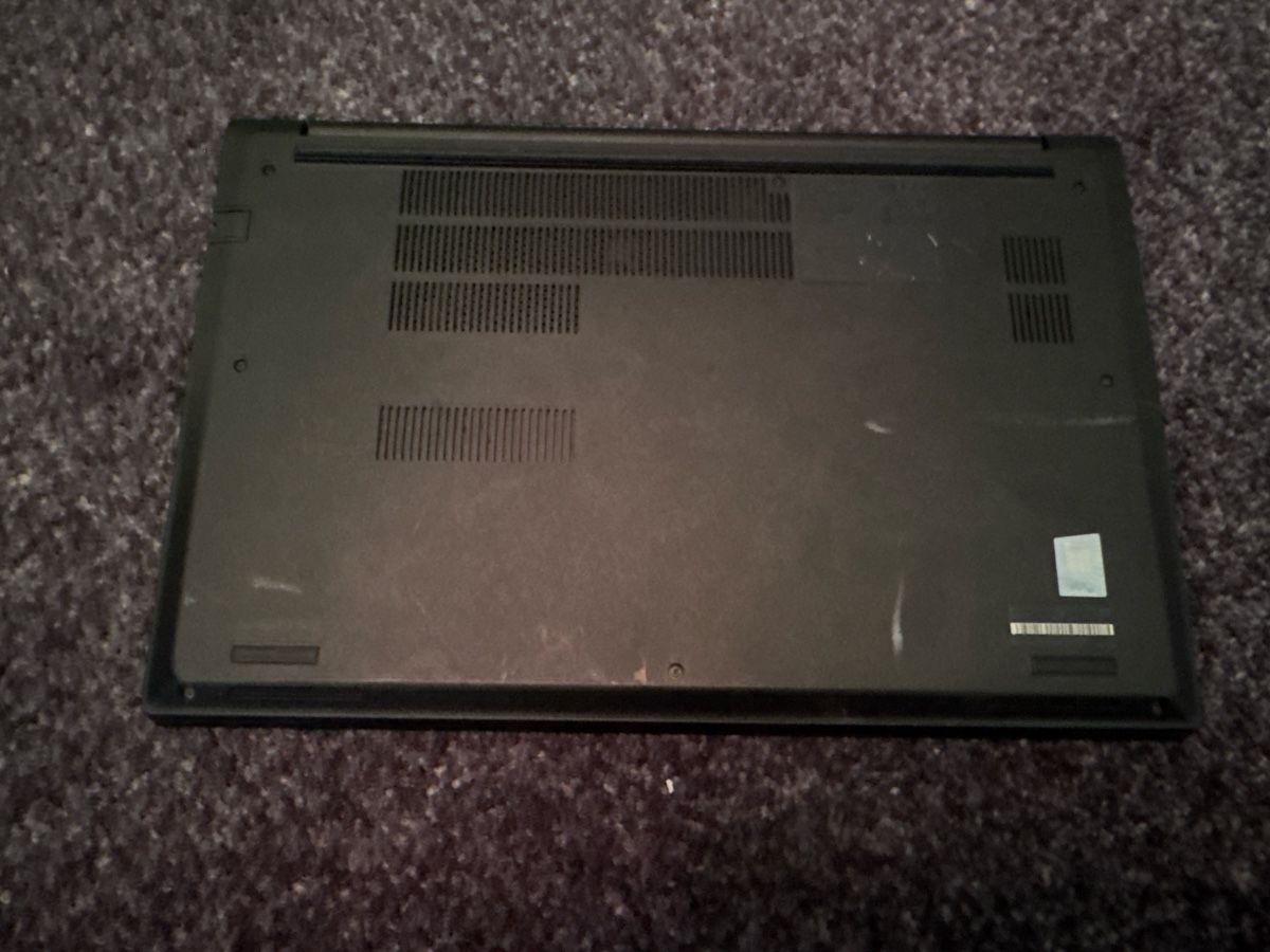 Lenovo Notebook: Lenovo ThinkPad E15 Gen 2 – Intel Core i7-1165G7 – Difettoso da Adliswil venduto da Busys 6