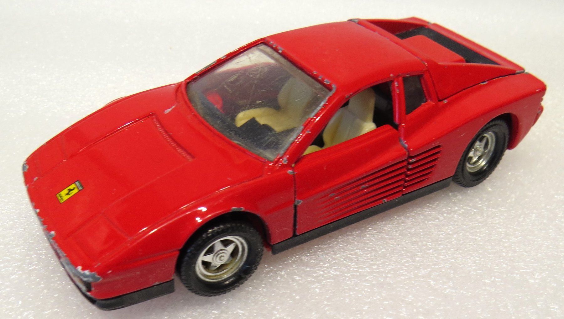 Matchbox Modellini d'auto: Ferrari Testarossa von Matchbox – Usato da Ettingen venduto da campione_1