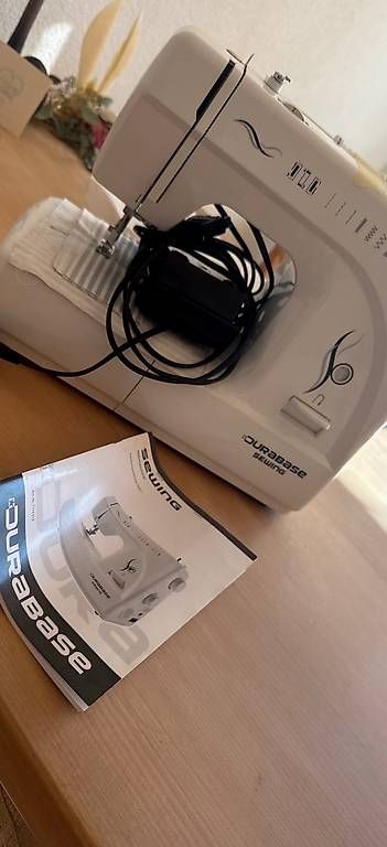 Macchine da cucire: Durabase Sewing Nähemaschine – Usato da Bern venduto da fab_tx65