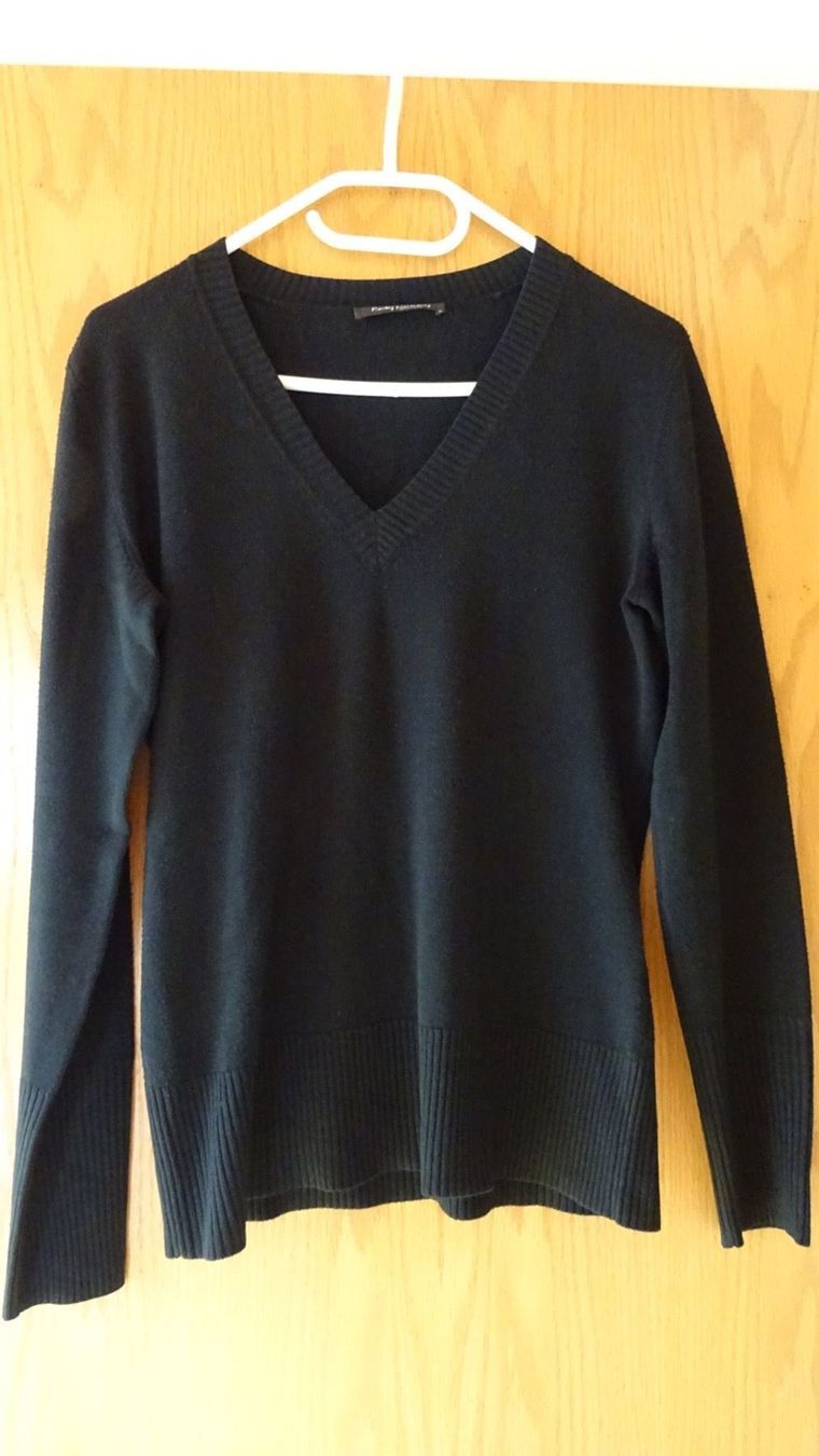 Pulls & Sweat-shirts: Pullover schwarz Gr. 38 – D'occasion à Zäziwil par lolek01