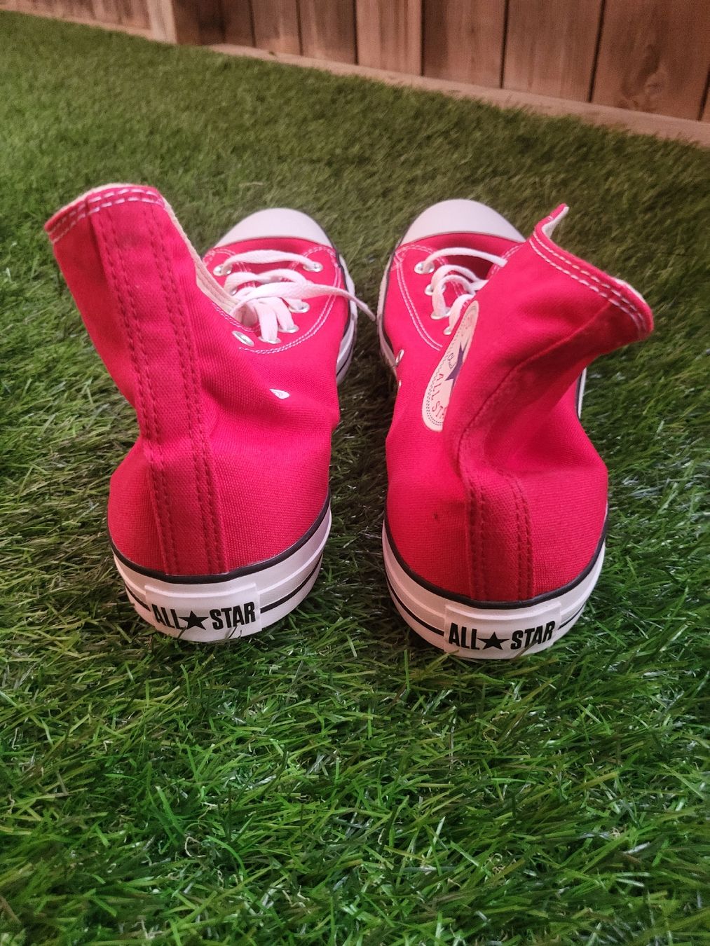 Converse Scarpe da uomo: Converse All Stars RED **NEU** Limited Edition – Nuovo e nell'imballaggio originale da Ballwil venduto da Qws_hy777 2