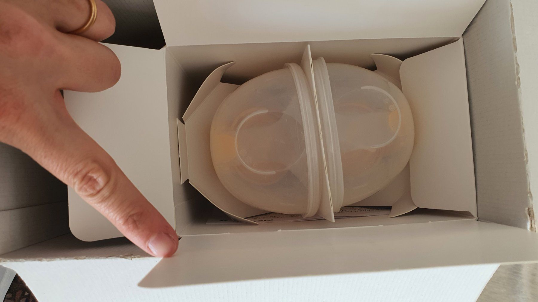Accessori per l’allattamento: Mandela Hand-free Milchpumpe – Usato da Rheinfelden venduto da Mandyhaay