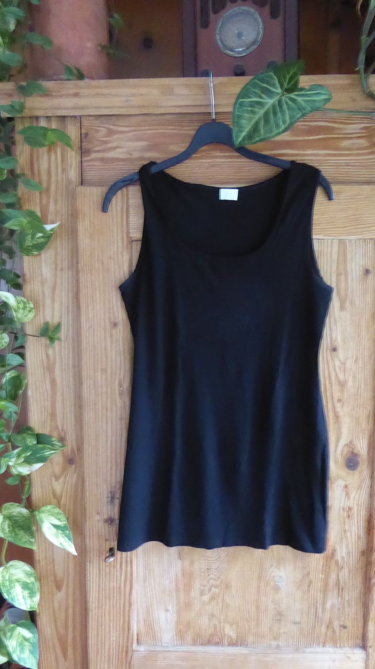T-shirt: Long Tshirt Gr 42 ALBA Moda – Usato da Sargans venduto da Benziner 1