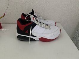 Inkl. Versand!Jordan Max Aura 3 Basketballschuhe MJ 42