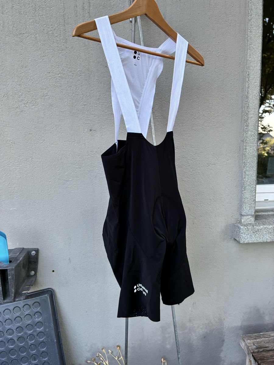 Hosen: Universal Colours  / rapha / Pas Normal Studios – Gebraucht aus Zürich von Alpina10 4